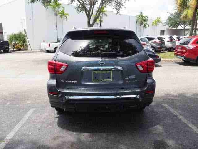 2017 Nissan Pathfinder Platinum for sale
Used 2017 Nissan Pathfinder Platinum
2017 Nissan Pathfinder Platinum , it is still very clean like new, it is GCC Specification , full option with perfect...