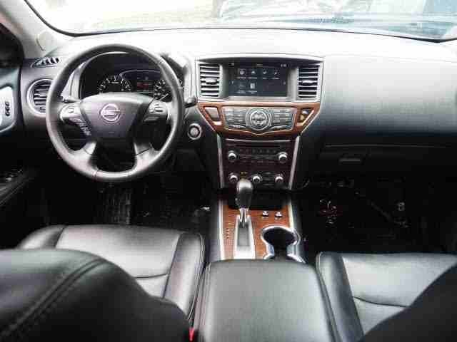 2017 Nissan Pathfinder Platinum for sale
Used 2017 Nissan Pathfinder Platinum
2017 Nissan Pathfinder Platinum , it is still very clean like new, it is GCC Specification , full option with perfect...